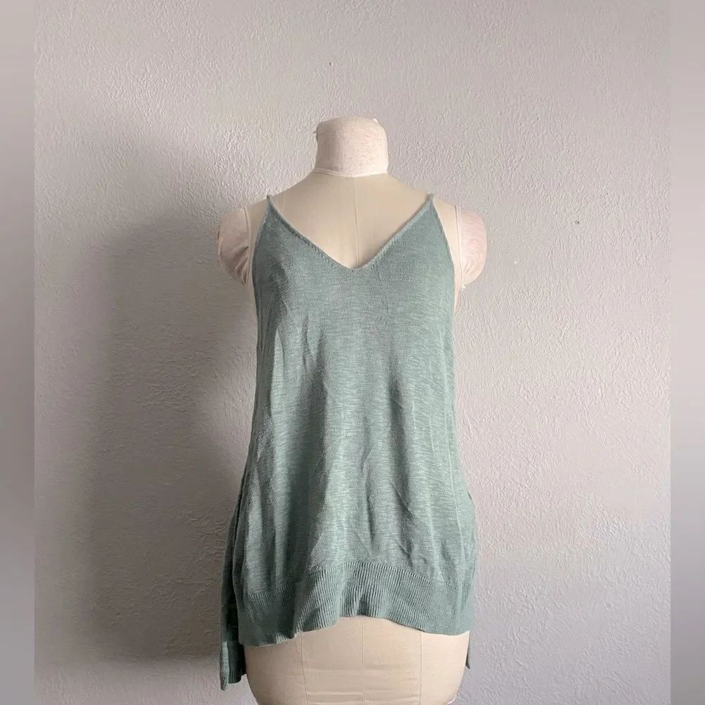 Free People Sage Green/Blue Relaxed Knitted Tank Size Small